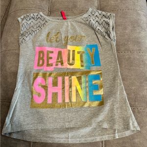 Girl Shirt Size Small 7-8